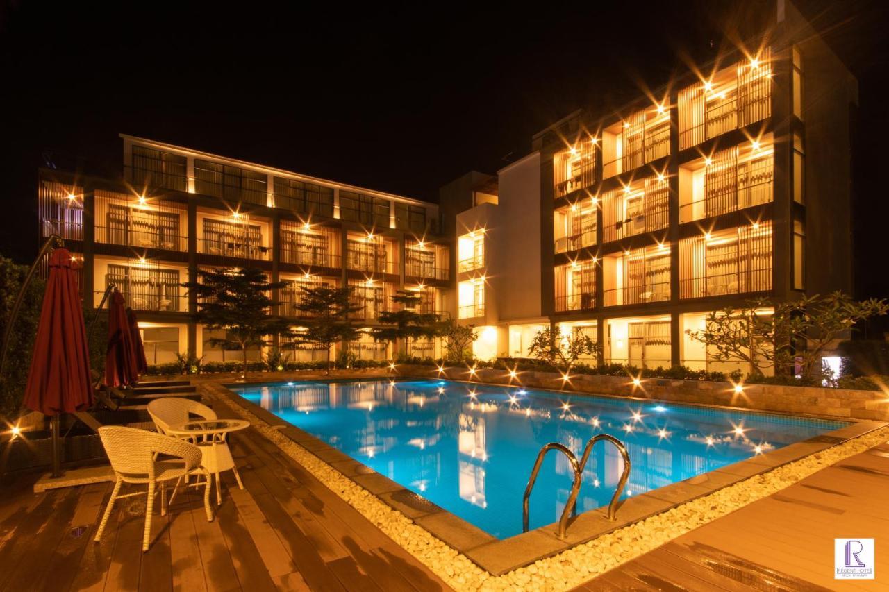 Regent Hotel Mergui Bagian luar foto
